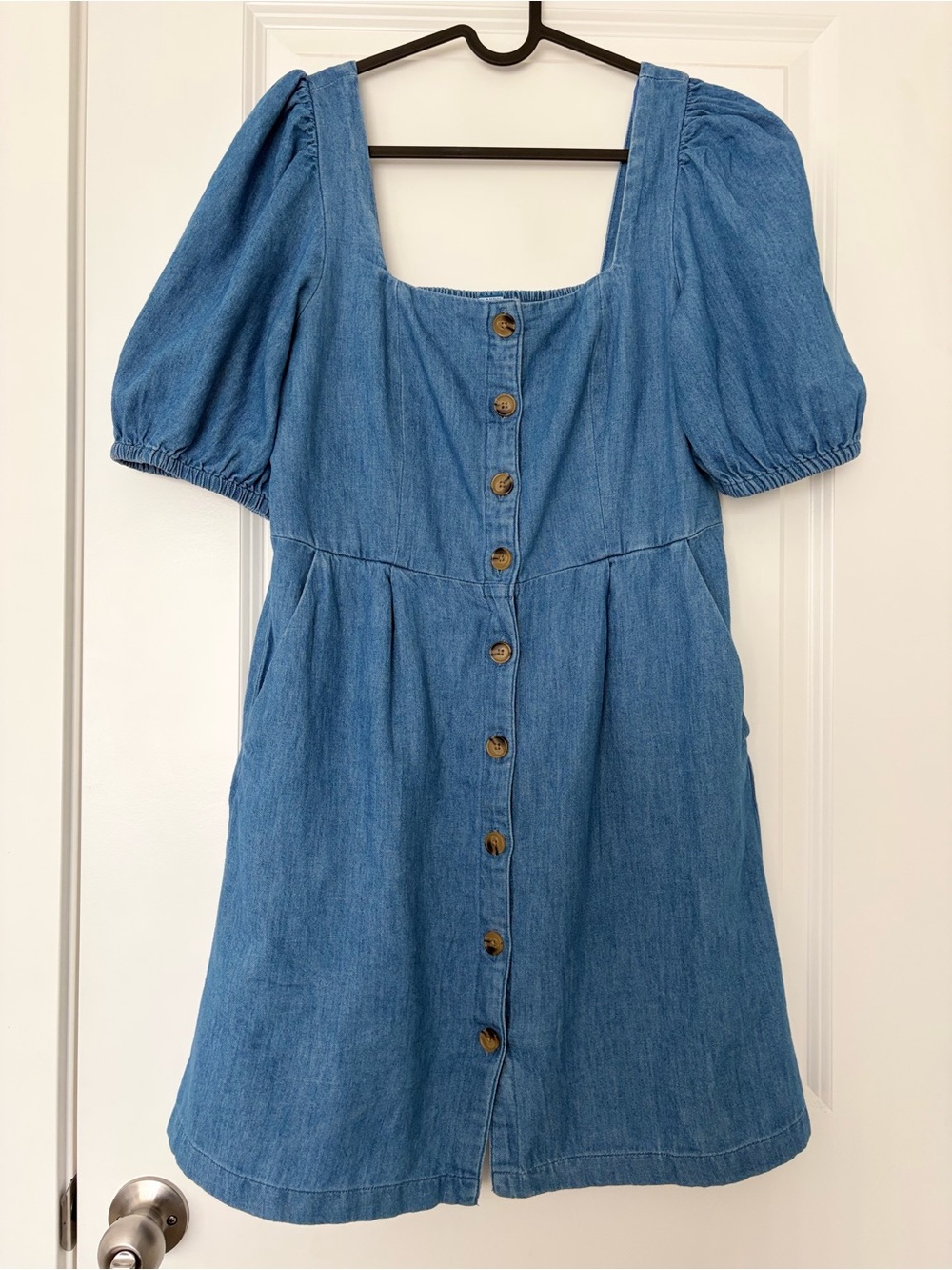Old Navy Light Blue Denim Midi Dress with Puff Sleeves